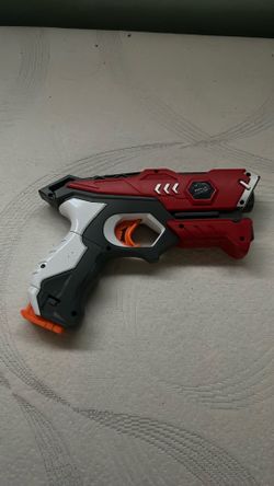 2 Laser Tag Pistols