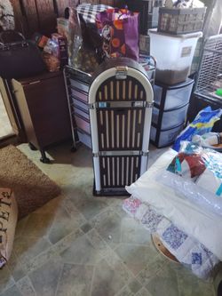 Jukebox Radio ( Description)