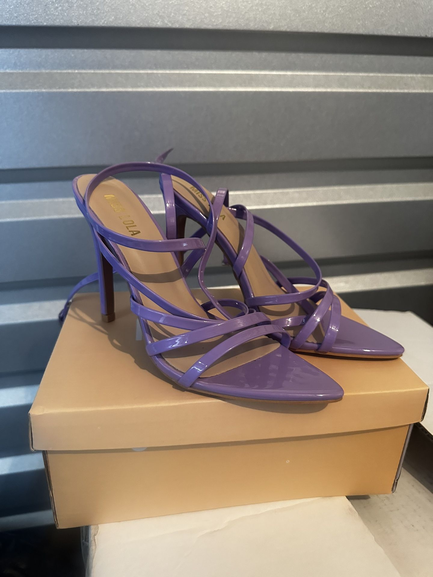 Authentic** Louis Vuitton Denim Sandals Heels-39 for Sale in Arlington, TX  - OfferUp