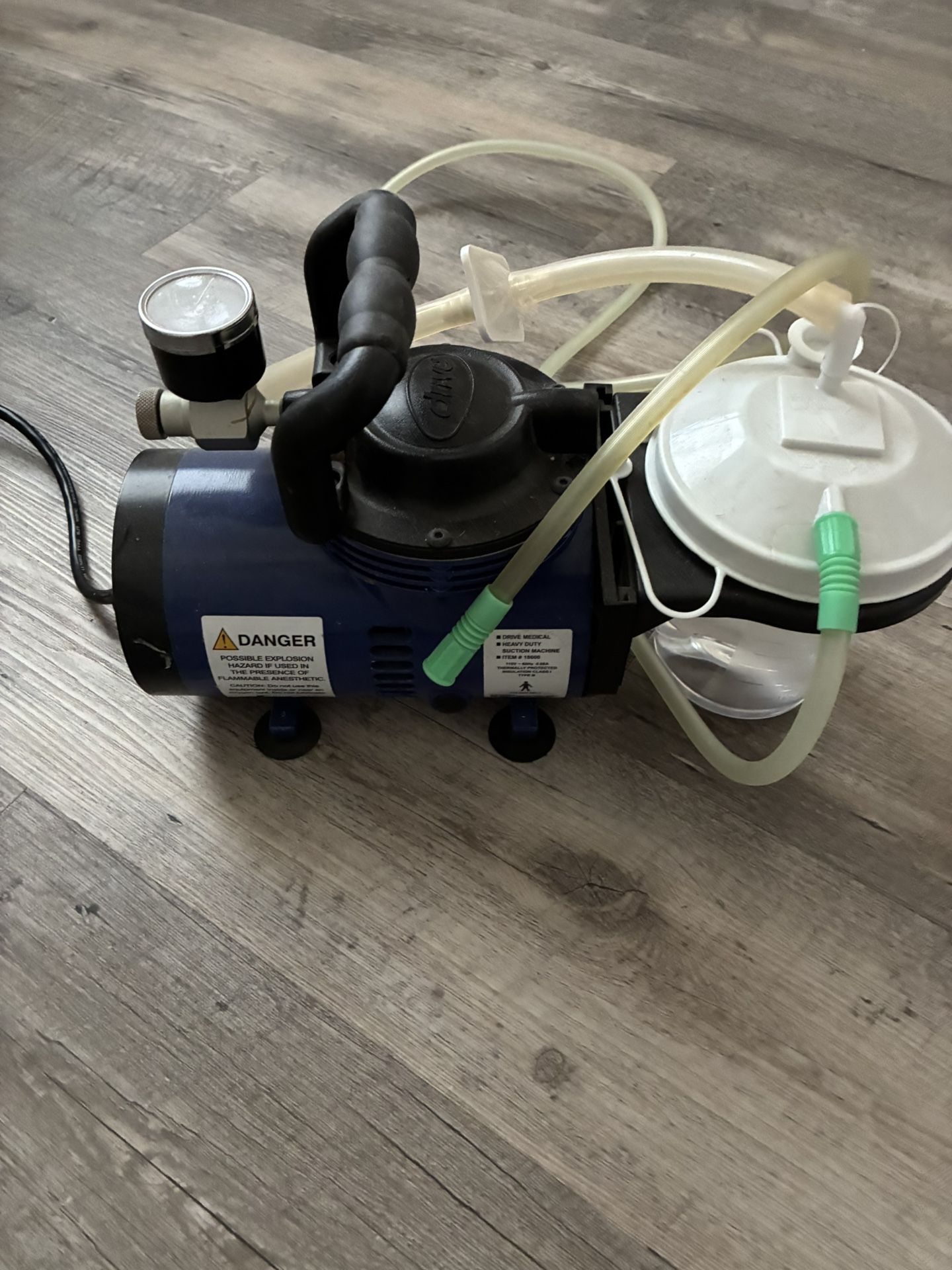 Heavy Duty Suction Machine