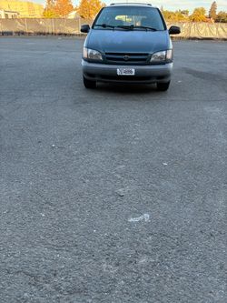 2000 Toyota sienna