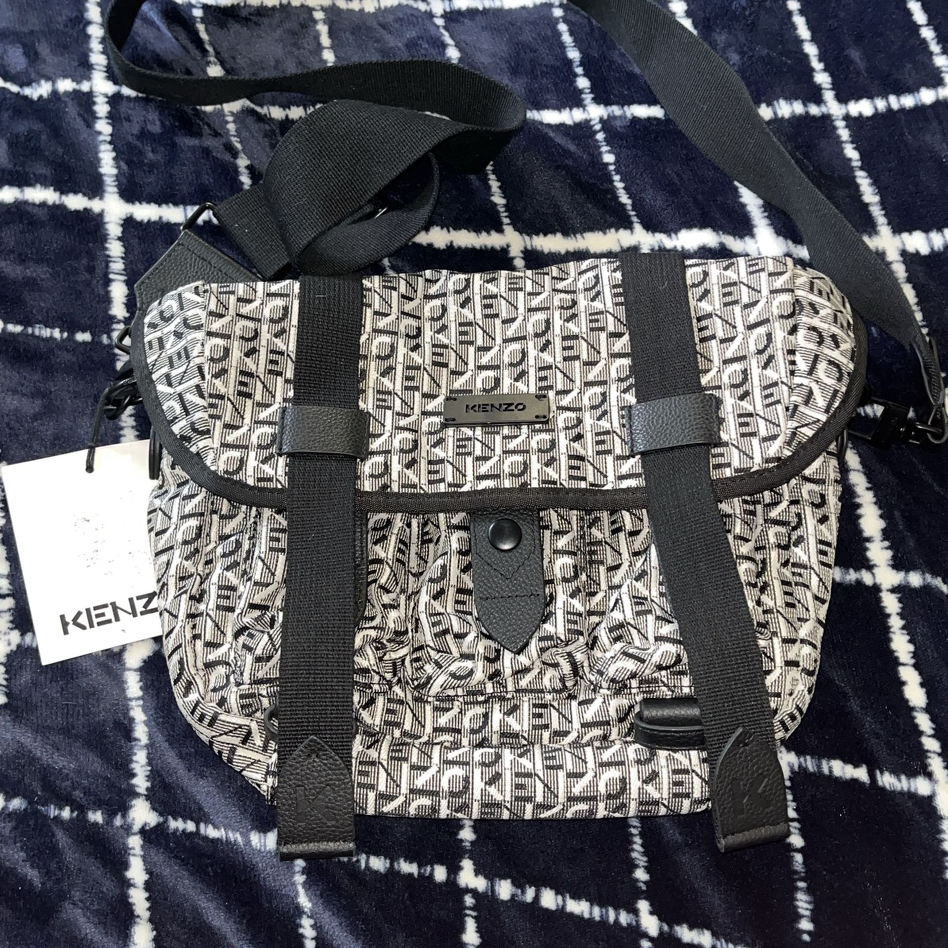 Kenzo Paris Messenger Bag