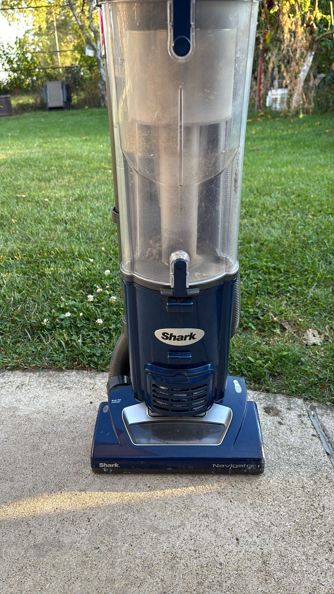 Shark Navigator Vacuum Cleaner Works 