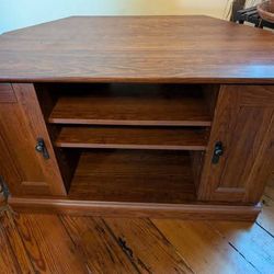 TV STAND 36" WIDE 22" HIGH 22" DEEP WITH ADJUSTABLE SHELVES $60 FINAL PRICE 