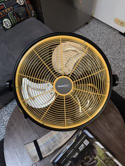 Geek Aire Portable Fan