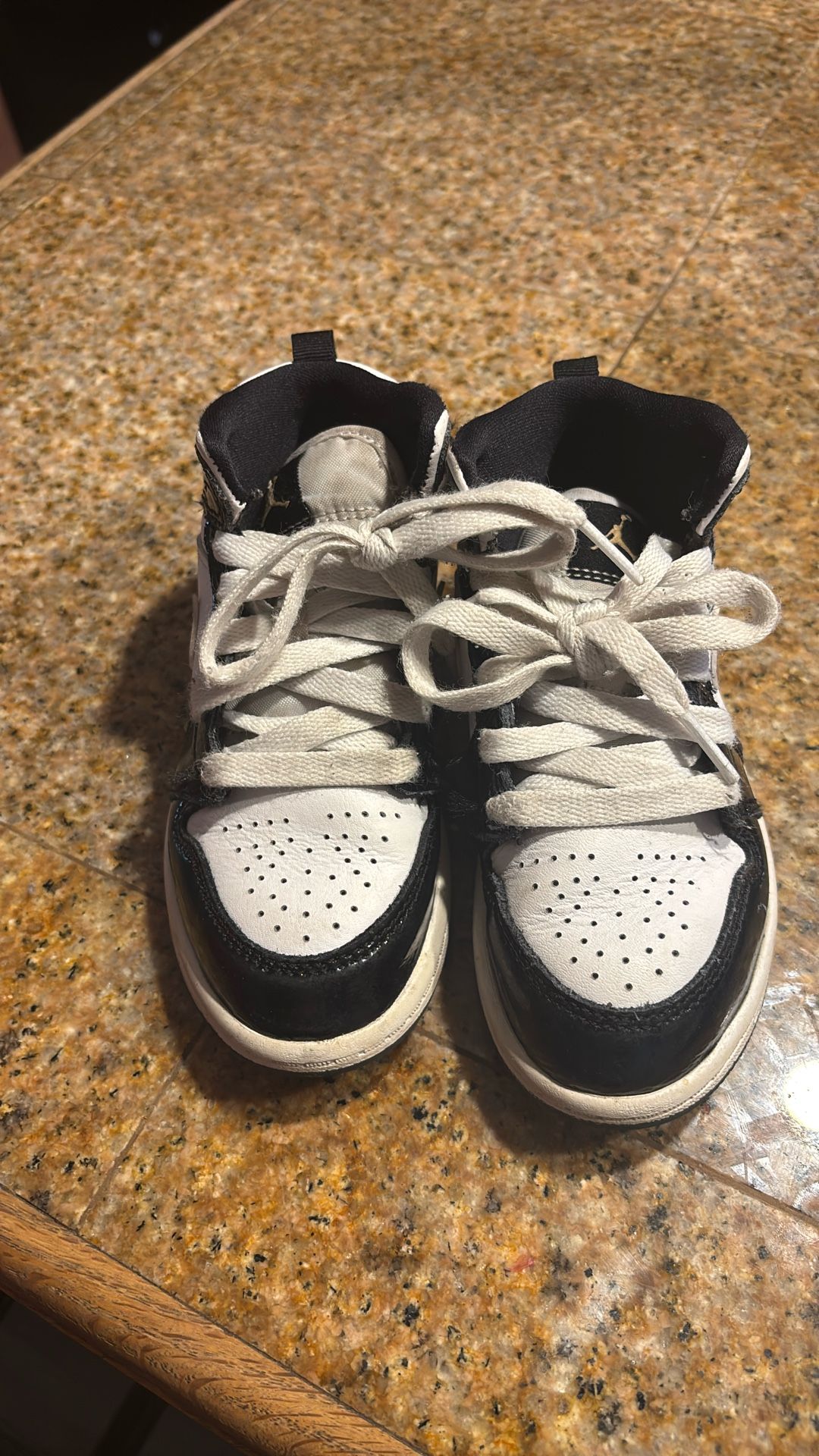 Nike Jordan, basketball shoes, size 11