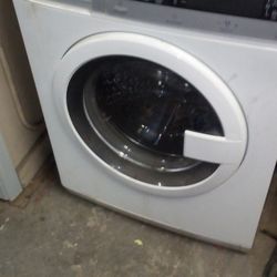 Electrolux stackable washer & dryer