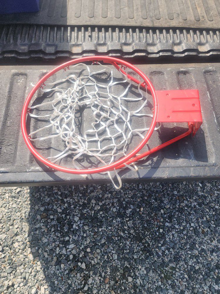 Basketball Hoop With Net