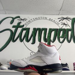 Jordan 5 Fire Red 