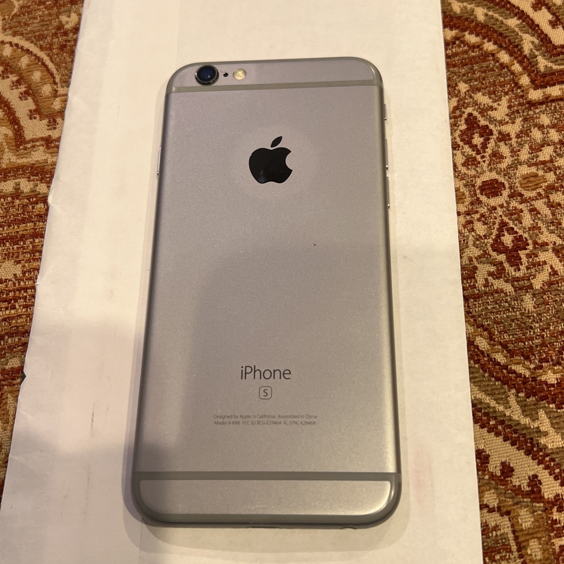 iPhone 6S  (Black) 16 GB Used On T-Mobile Network