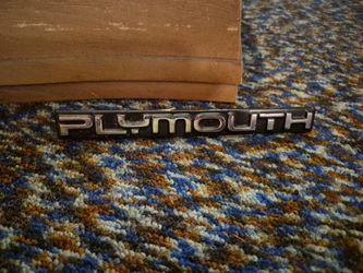 Plymouth emblem