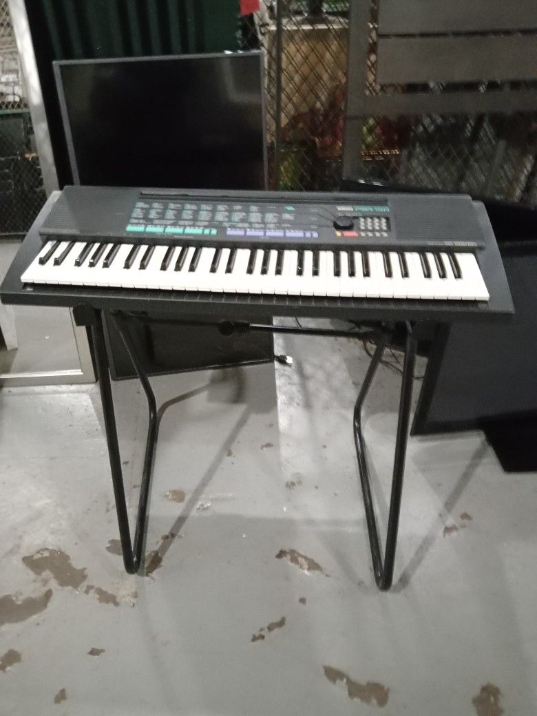 Keyboard Stand Very Good Condition