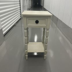 1 Drawer side table