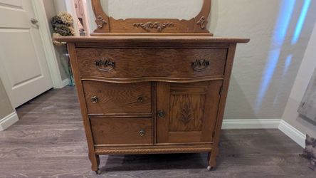 Antique dresser with mirror
