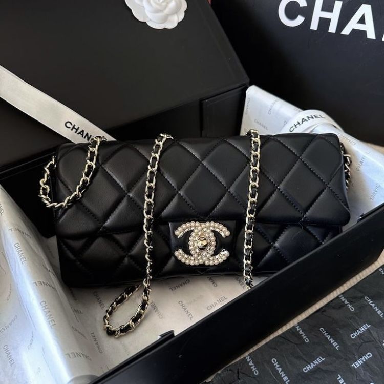Authentic CHANEL Quilted Flip Shoulder bag