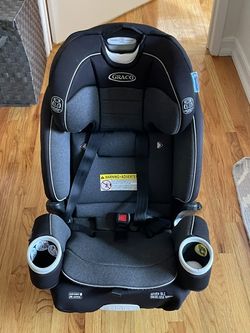 Graco 4Ever DLX SnugLock 4-in-1 Car Seat