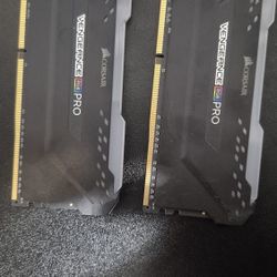 32GB Corsair Vengeance Pro