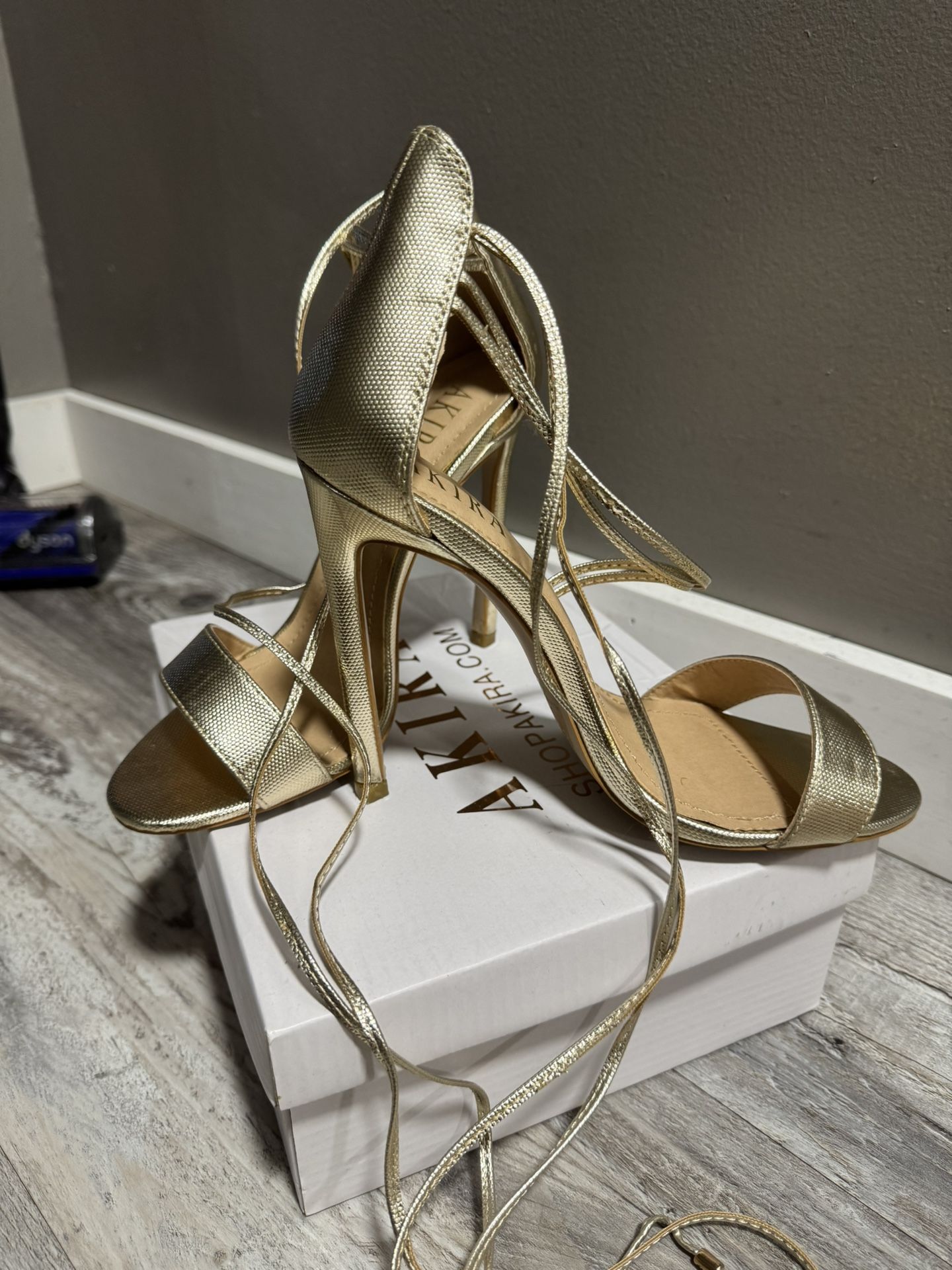 Gold ‘Akira’Heels