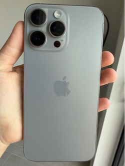 iPhone 15 pro max 512 gb