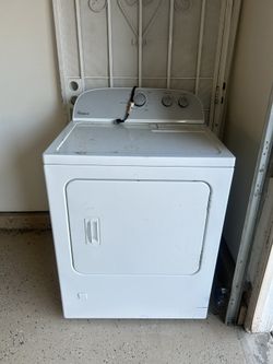 Whirlpool 7 cu ft Gas Dryer