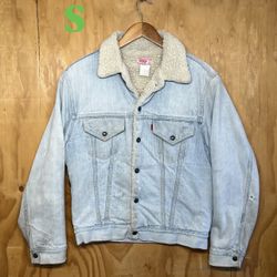 1990 Levi’s Distressed Sherpa Denim Jacket 