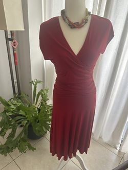 Metana Holiday red Dress