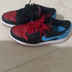 Jordan 1 Low Woman 6.5