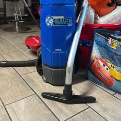 Ultimate Solution Raven Backpack Vac HEPA