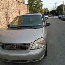 Ford Freestar 06