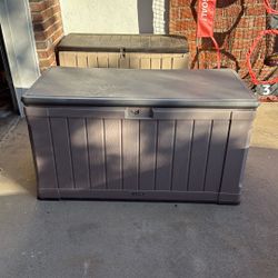 Free lifetime Storage Bin