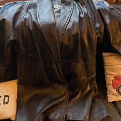 Woman’s Long Pelle Cuir Leather Coat