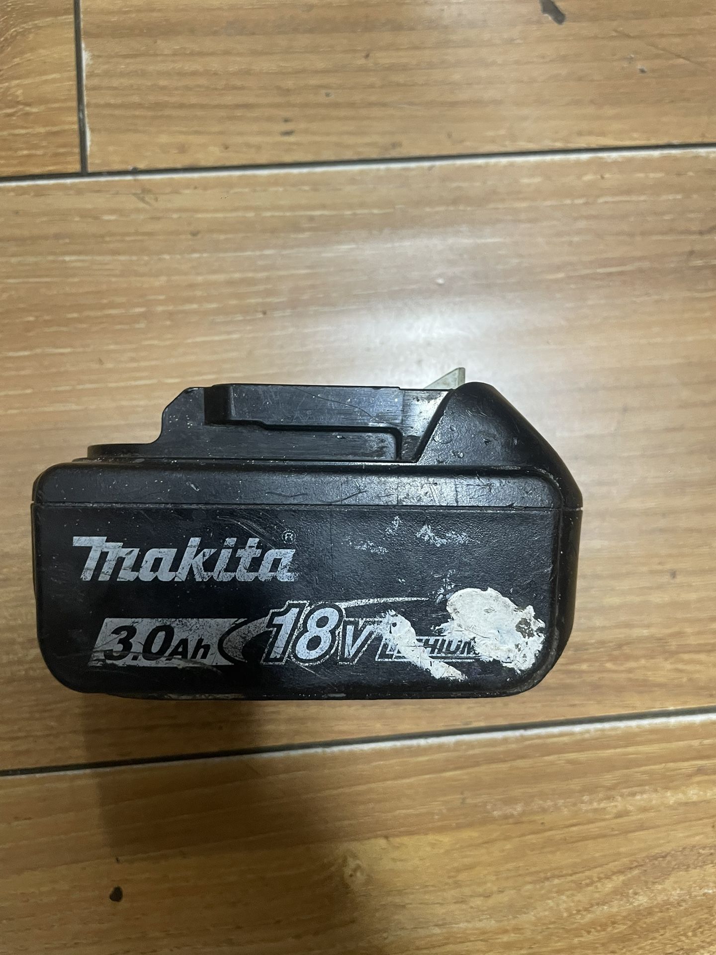 Makita BL1830 18V LXT® Lithium-Ion 3.0Ah Battery