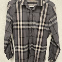 Burberry Size Small