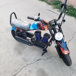 Electric chopper Bike For Kids Under 14 to 6 Years old. Is brand new in box or built $325! The lowest. Is brand new not Beat or abused. Electric scoot