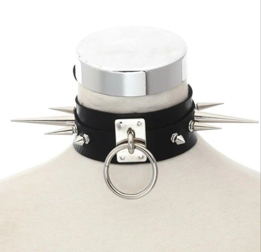 Goth Spiked Choker