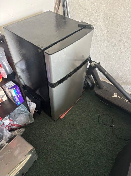 Mini Fridge (Delivery Available)