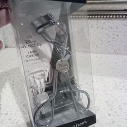 Tweezerman Eyelash Curler 