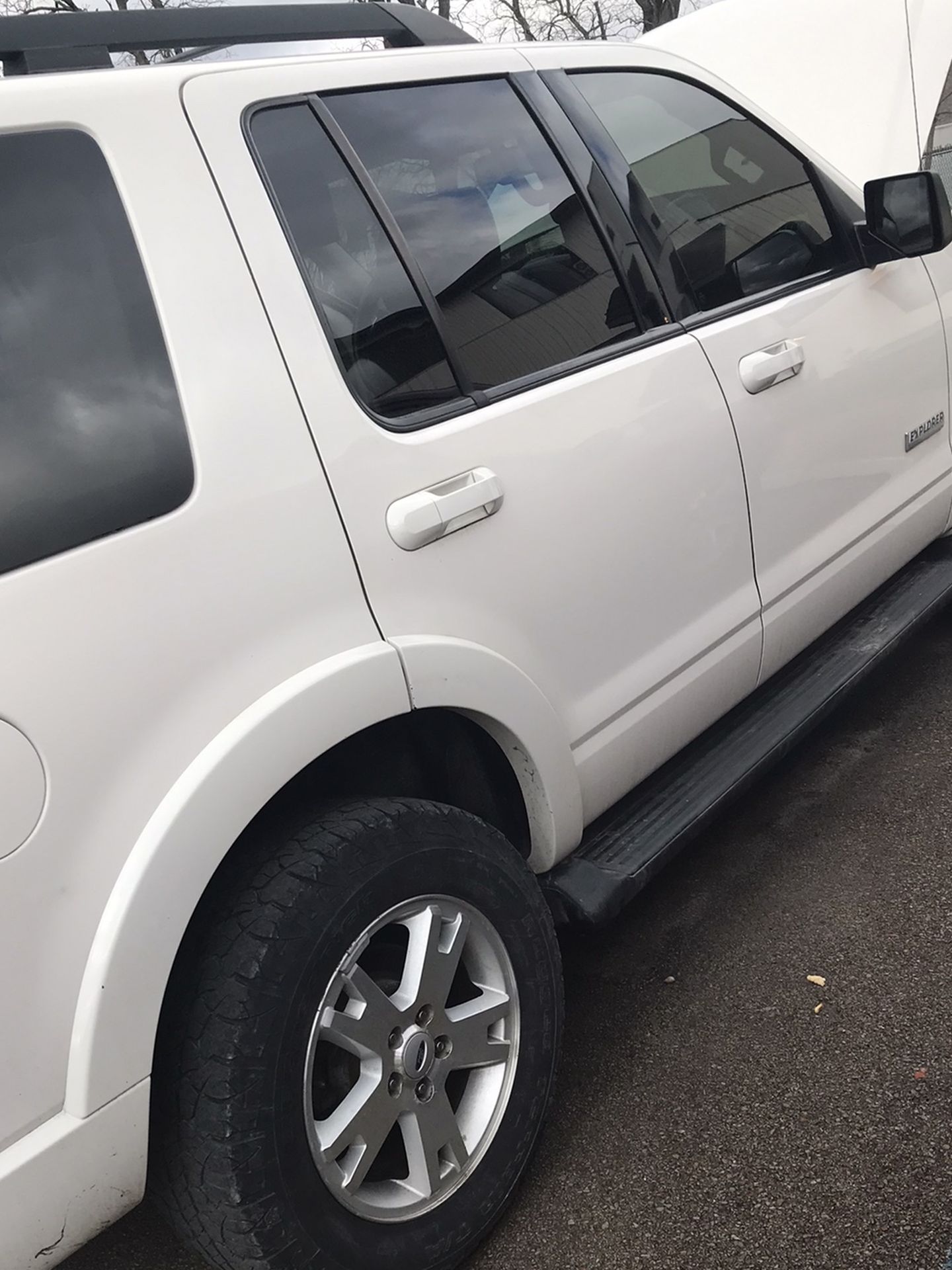 2008 Ford Explorer XLT RUST FREE!