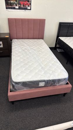 Twin brand new mattress
