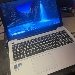 ASUS 15.6” Laptop i3 12gb 1tb Win 10 Office Photoshop 