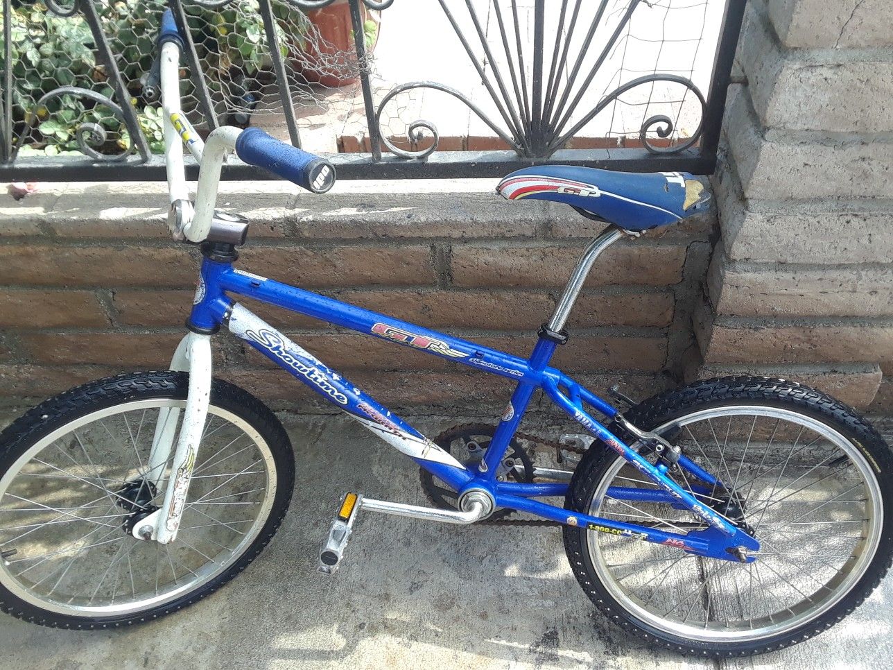1997 GT showtime bmx for Sale in Los Angeles CA OfferUp