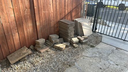 Tiles and Roof Shingles/Tiles