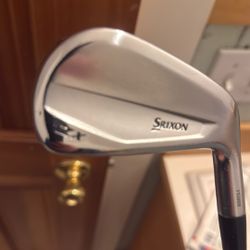 Srixon ZX 19 Degrees Driving Iron. Golf Clubs