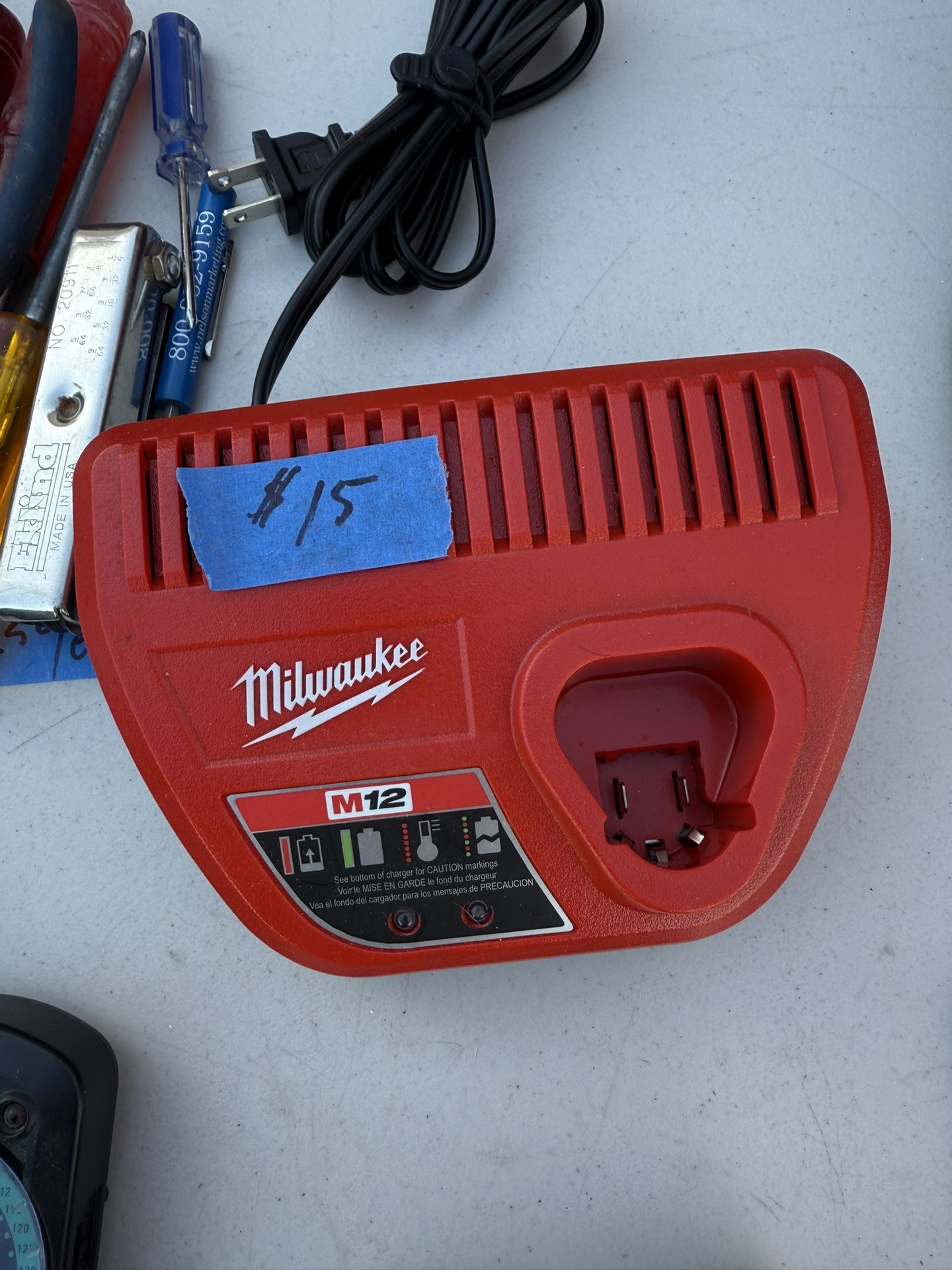 Milwaukee Battery Charger