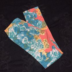 Floral print leggings. Size S/M 
