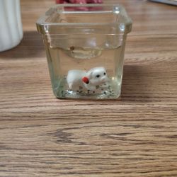 Small Clear Jelly Candle With Small White Animal Inside 