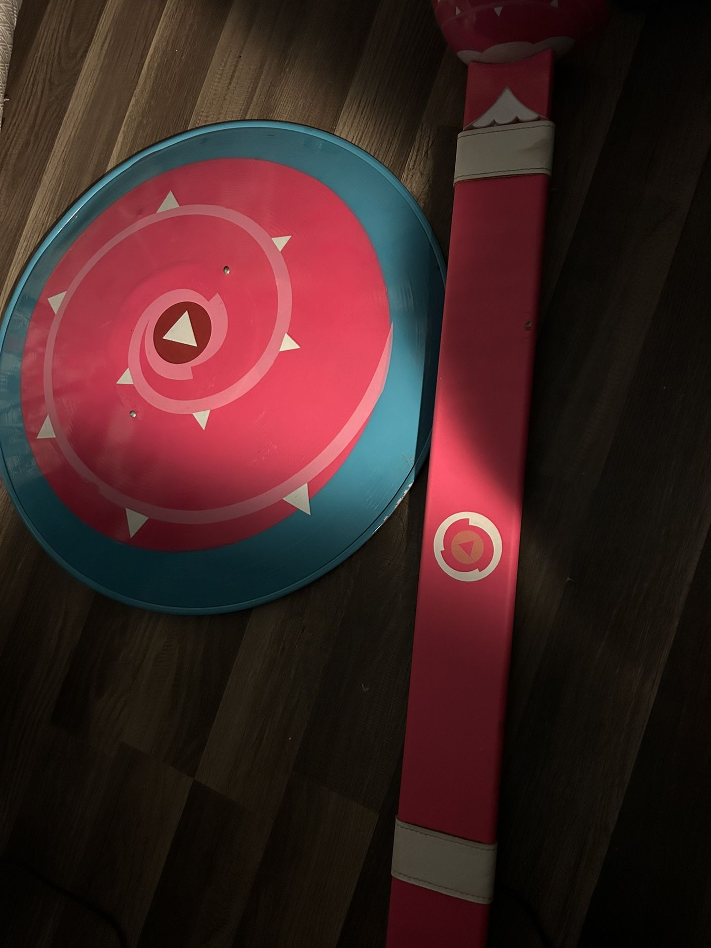 Steven Universe Sword And Shield Replicas