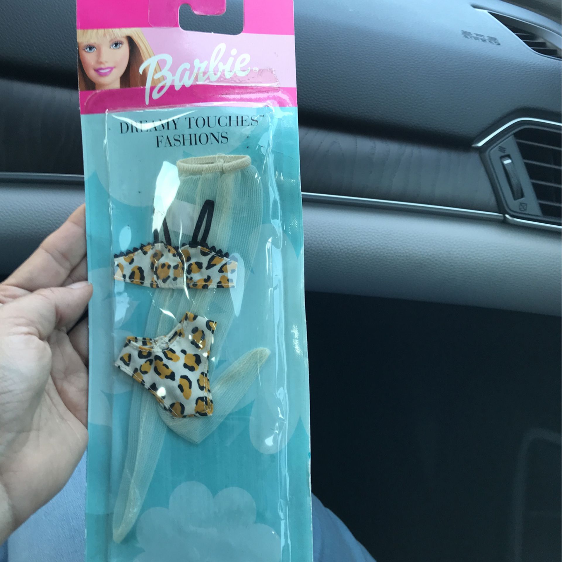 Barbie Dreamy touches Leopard And Stockings