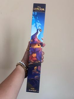 Disney Lorcana (Parks Exclusive) Foil Play Mat - Winnie the Pooh (Attack of the Vine)