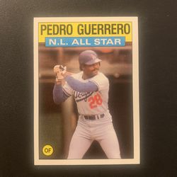 Raw Pedro Guerrero Topps Baseball Card